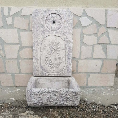 Fontana muro parete con - muro, da