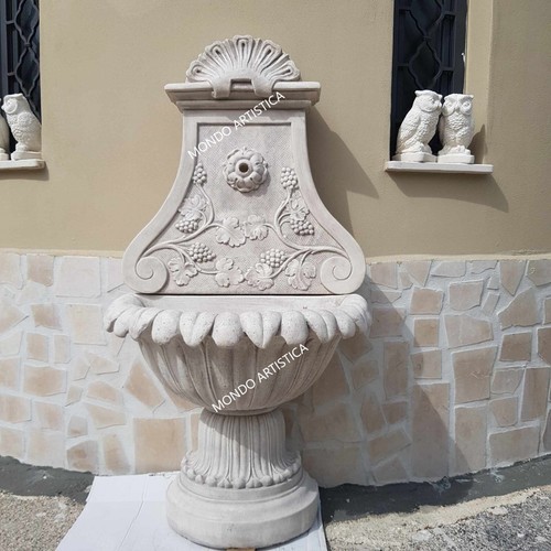 Fontana parete muro con - a, da