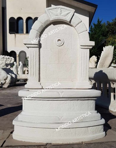 Fontana muro parete con - a,